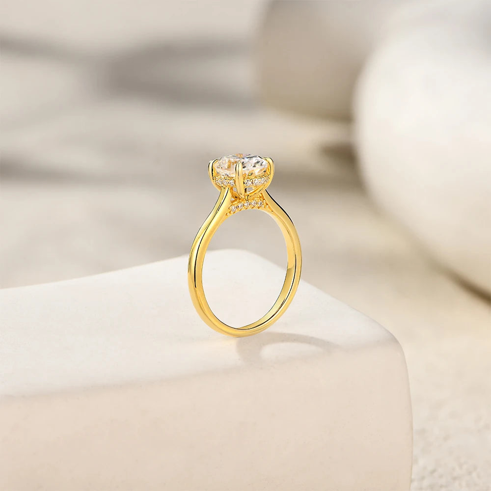 2.0CT Oval Cut Moissanite Halo Ring