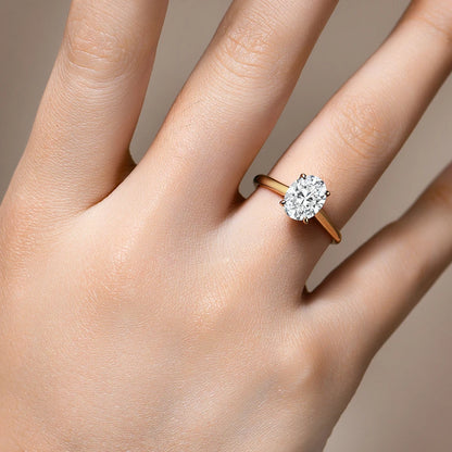 Oval Cut 9×7mm 2CT D VVS1 Moissanite Ring